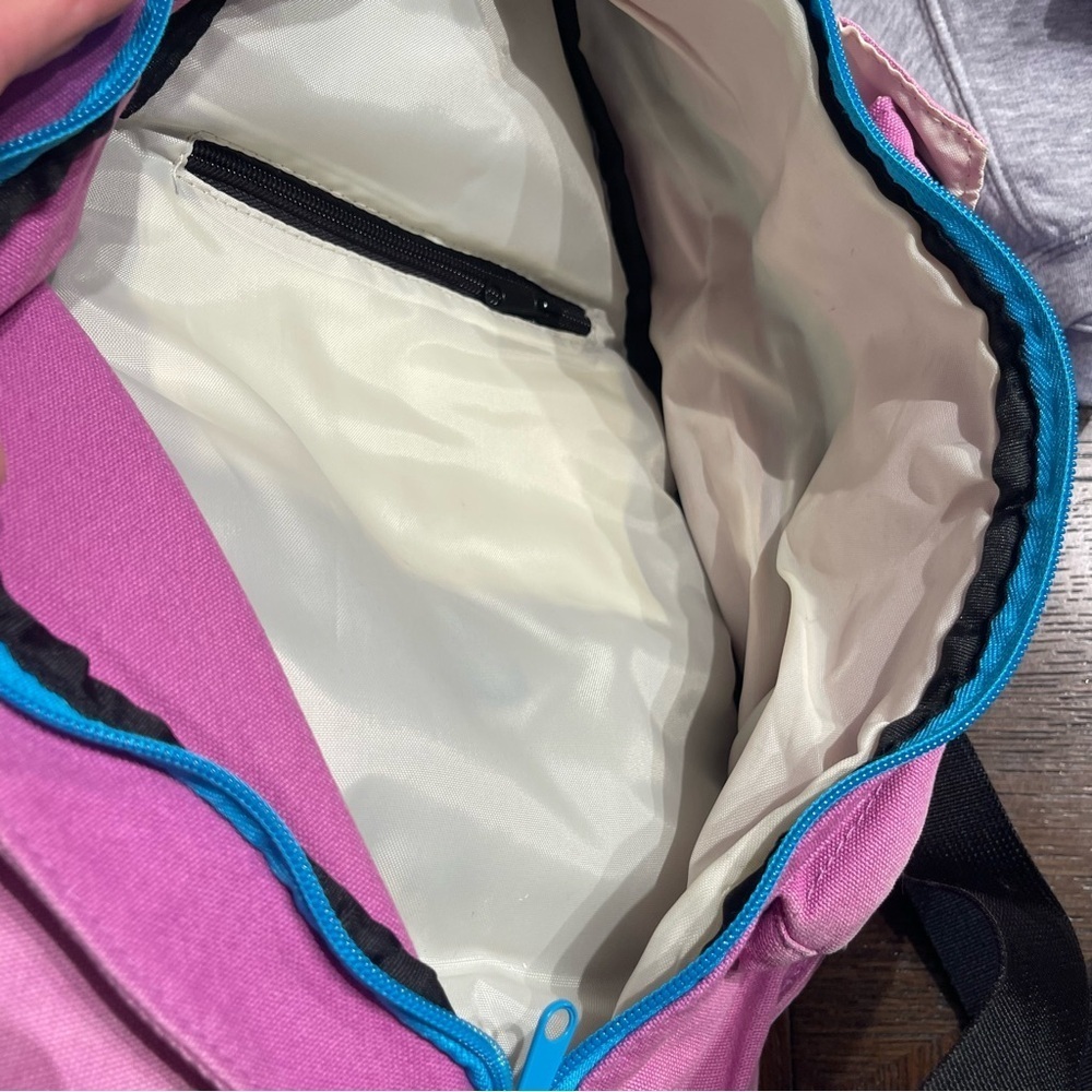 Kavu Rope Sling Bag Pink/Purple Color - Picture 11 of 12